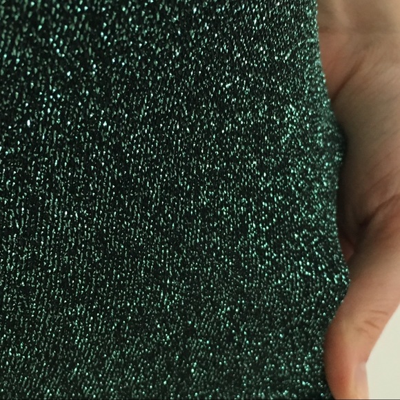 Off-the-shoulder sparkle crop - Picture 3 of 3